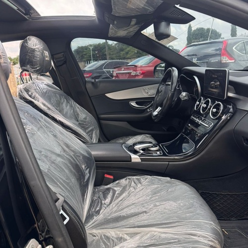 FOREIGN USED 2016 KEYLESS MERCEDES BENZ C300 FOR SALE IN KADUNA