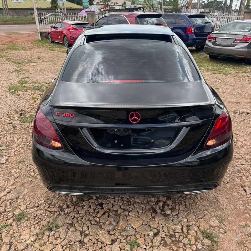 FOREIGN USED 2016 KEYLESS MERCEDES BENZ C300 FOR SALE IN KADUNA image