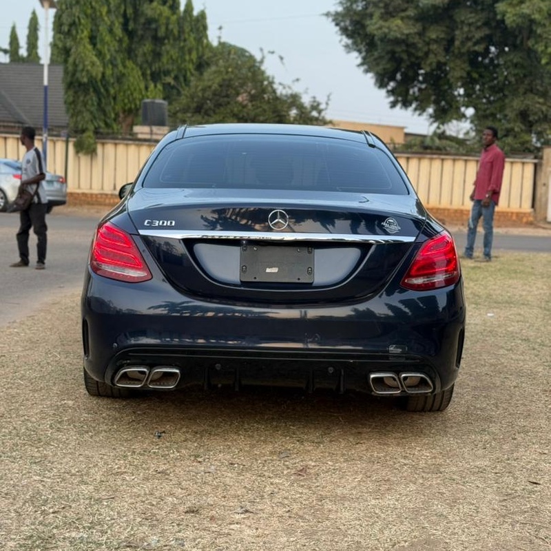 FOREIGN USED 2016 MERCEDES BENZ C300 FOR SALE image