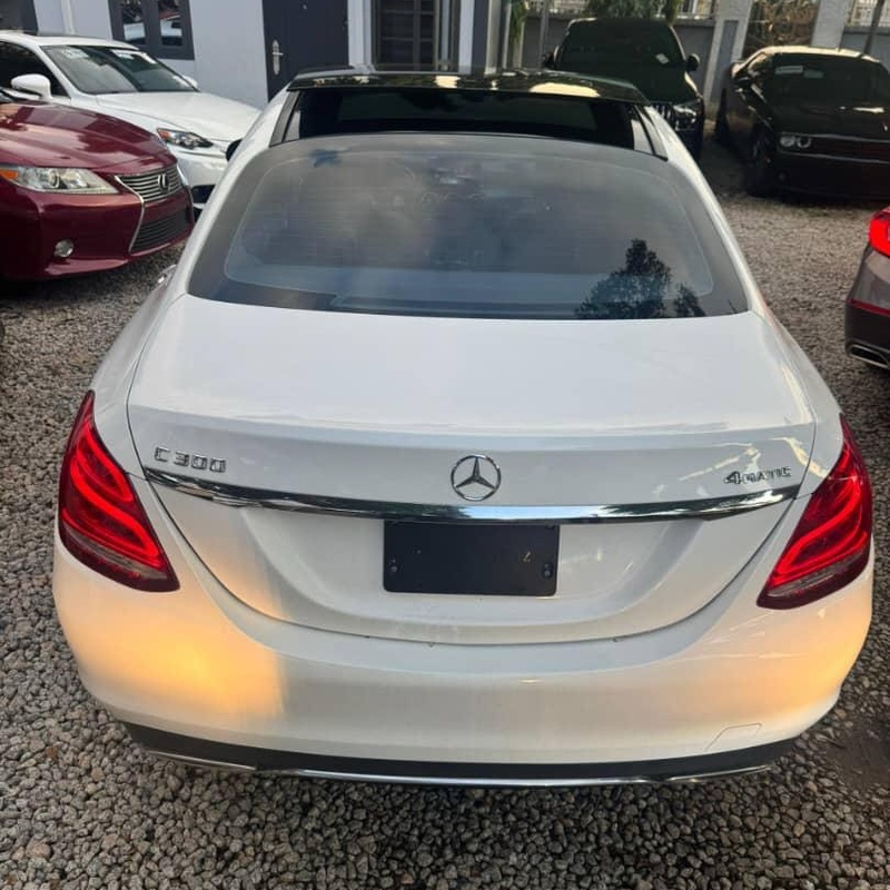 FOREIGN USED 2016 MERCEDES BENZ C300 FOR SALE image