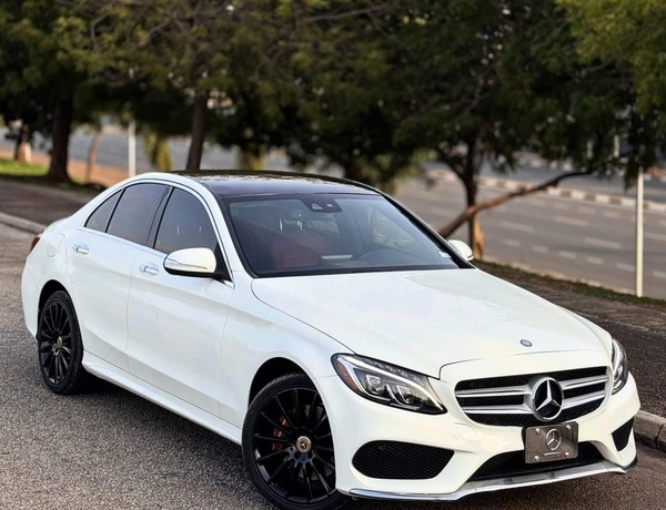 FOREIGN USED 2016 MERCEDES BENZ C300 FOR SALE