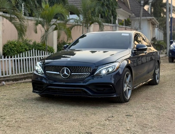 FOREIGN USED 2016 MERCEDES BENZ C300 FOR SALE