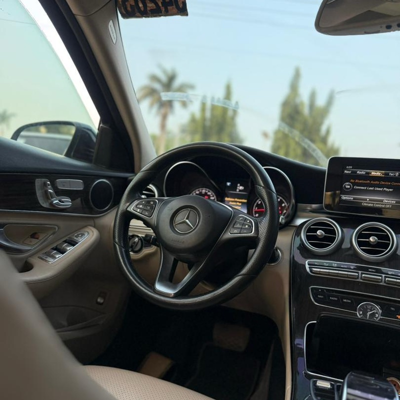 FOREIGN USED 2016 MERCEDES BENZ C300 FOR SALE image
