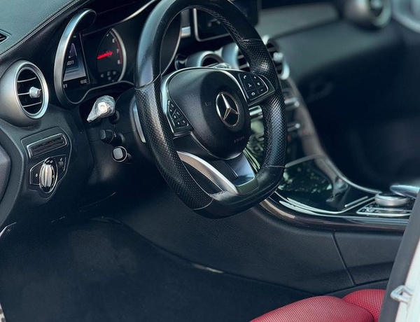 FOREIGN USED 2016 MERCEDES BENZ C300 FOR SALE