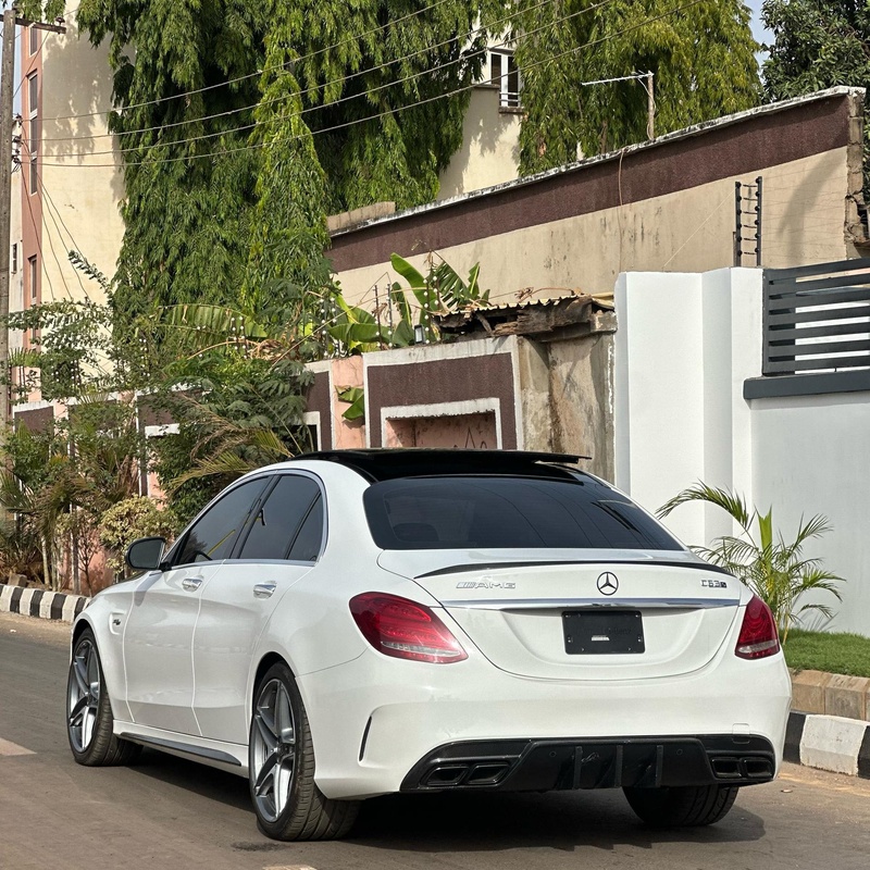 FOREIGN USED 2016 MERCEDES BENZ C63s FULL OPTION FOR SALE image
