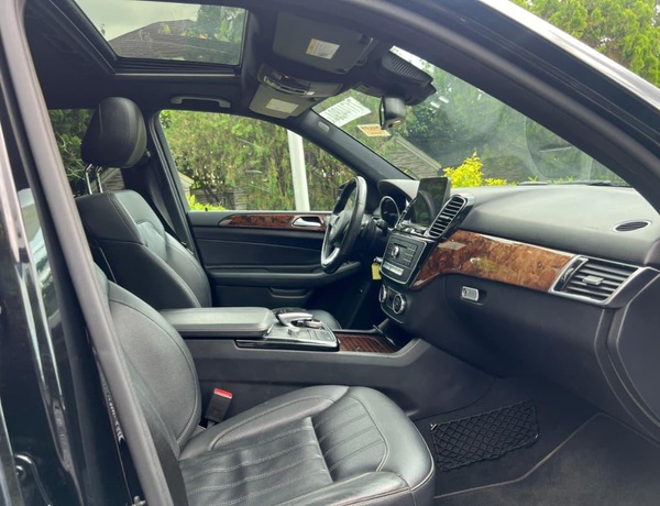 FOREIGN USED 2016 MERCEDES BENZ GLE350 FOR SALE IN ABUJA