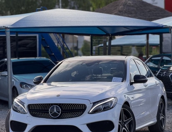 FOREIGN USED  2016 MERCEDES C450 FOR SALE IN ABUJA