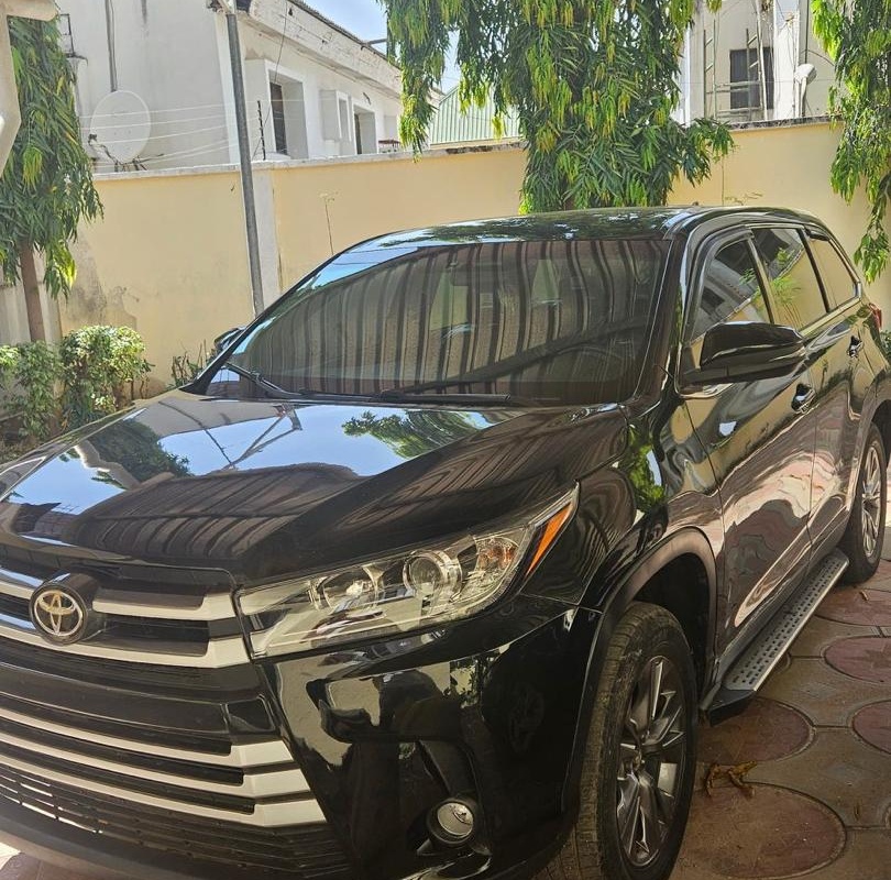 Nigerian Cars Hero Image