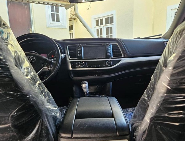 FOREIGN USED 2016 TOYOTA HIGHLANDER LE FOR SALE IN KANO