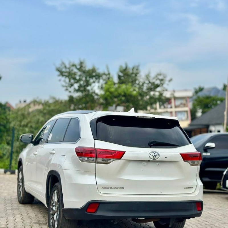 FOREIGN USED 2016 TOYOTA HIGHLANDER LIMITED FOR SALE image