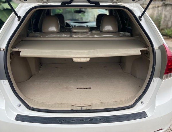 FOREIGN USED 2016 TOYOTA VENZA FOR SALE IN ABUJA