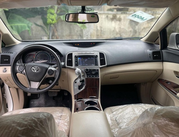 FOREIGN USED 2016 TOYOTA VENZA FOR SALE IN ABUJA