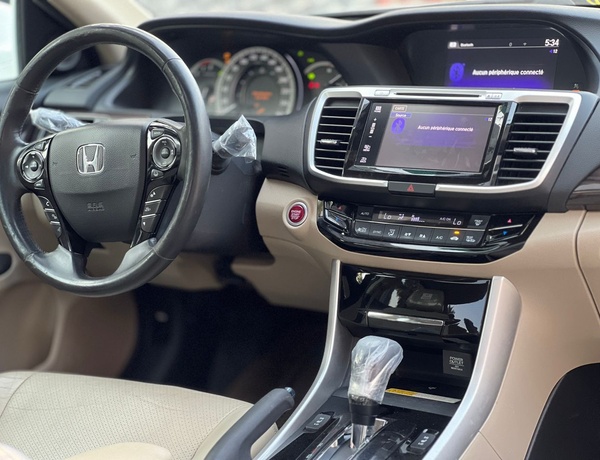 FOREIGN USED 2017 HONDA ACCORD V6 TOURING FULL OPTION FOR SALE IN KADUNA