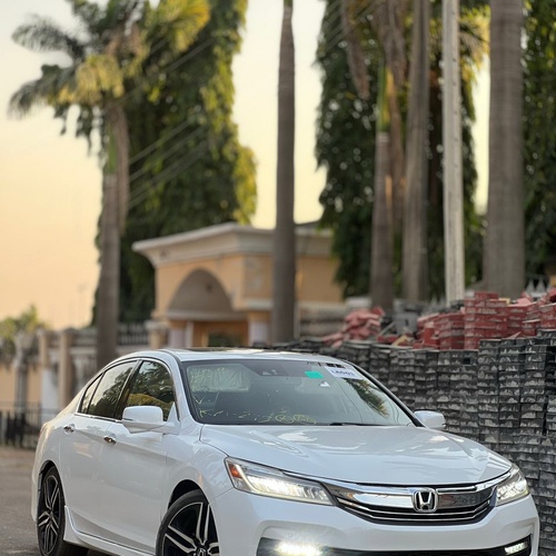FOREIGN USED 2017 HONDA ACCORD V6 TOURING FULL OPTION FOR SALE IN KADUNA