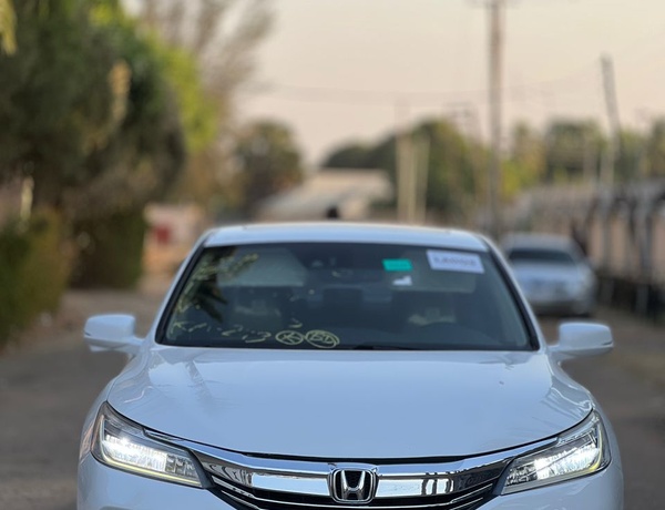 FOREIGN USED 2017 HONDA ACCORD V6 TOURING FULL OPTION FOR SALE IN KADUNA