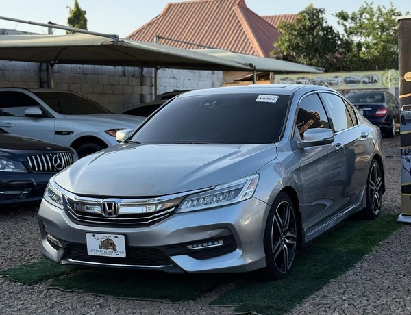 FOREIGN USED 2017 HONDA ACCORD V6 TOURING FULL OPTION FOR SALE IN KADUNA