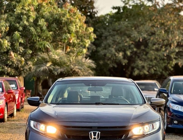 FOREIGN USED 2017 HONDA CIVIC FOR SALE IN ABUJA