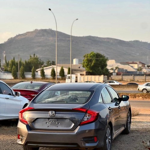 FOREIGN USED 2017 HONDA CIVIC FOR SALE IN ABUJA