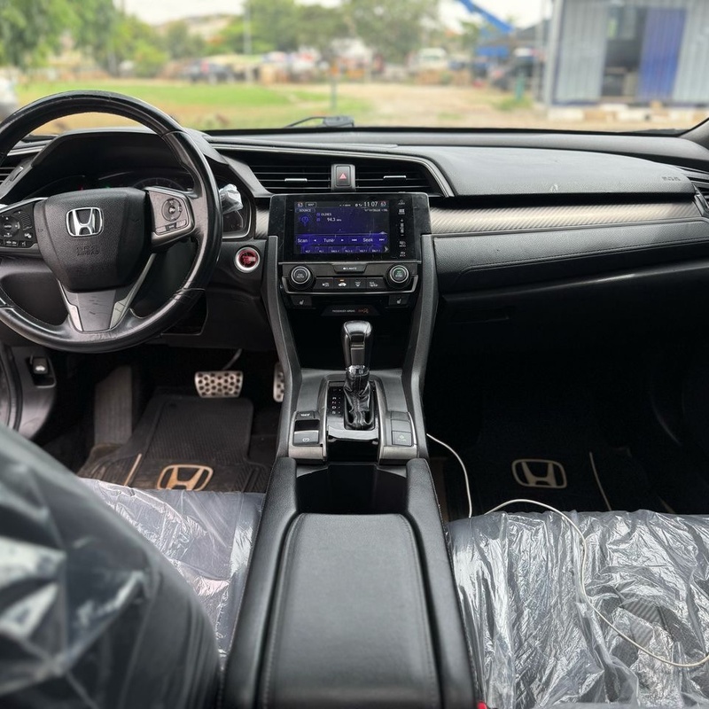 FOREIGN USED 2017 HONDA CIVIC TOURING FOR SALE image