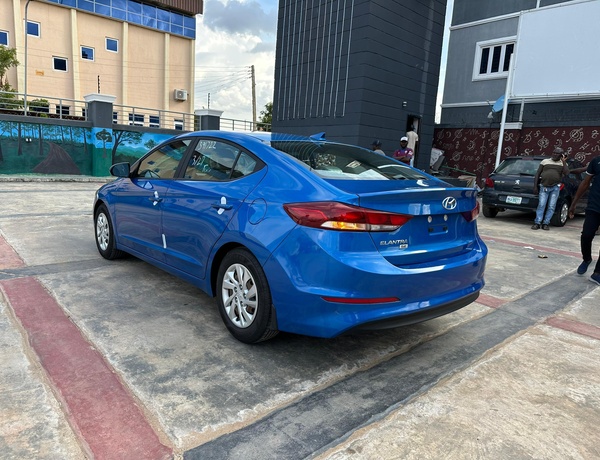 FOREIGN USED 2017 HYUNDAI ELANTRA SE FOR SALE