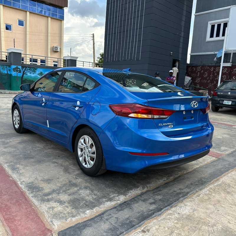 FOREIGN USED 2017 HYUNDAI ELANTRA SE FOR SALE image