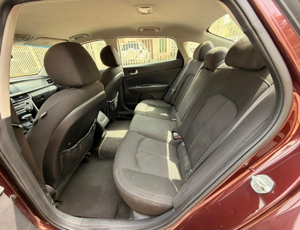 FOREIGN USED  2017 KIA OPTIMA  FOR SALE IN ABUJA