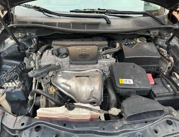 FOREIGN USED 2016 TOYOTA CAMRY XLE FOR SALE