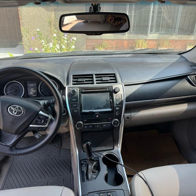 FOREIGN USED 2016 TOYOTA CAMRY XLE FOR SALE image