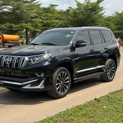 FOREIGN USED 2017 TOYOTA LAND CRUISER PRADO TX.L FOR SALE IN ABUJA