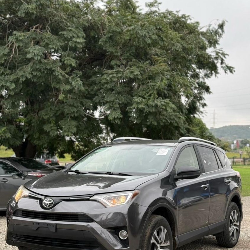 FOREIGN USED 2017 TOYOTA RAV4 XLE AWD FOR SALE image