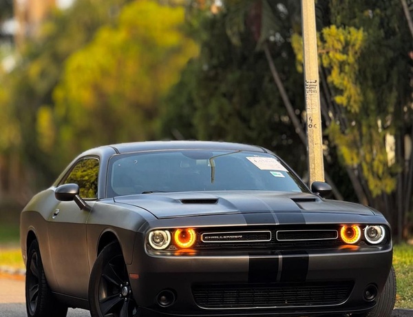 FOREIGN USED 2018 DODGE CHALLENGER FOR SALE IN ABUJA