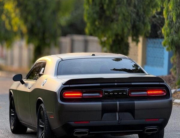 FOREIGN USED 2018 DODGE CHALLENGER FOR SALE IN ABUJA