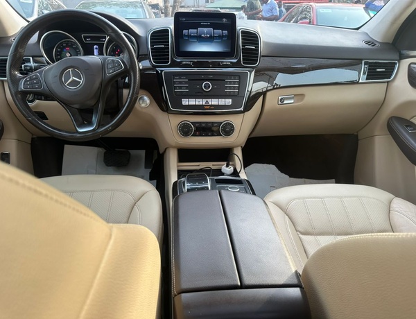 Foreign Used 2018 GLE350 Mercedes Benz for Sale In Abuja