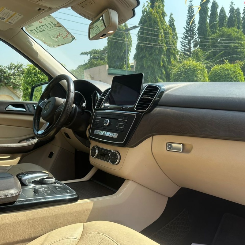 Foreign Used 2018 GLE350 Mercedes Benz  for Sale In Abuja image