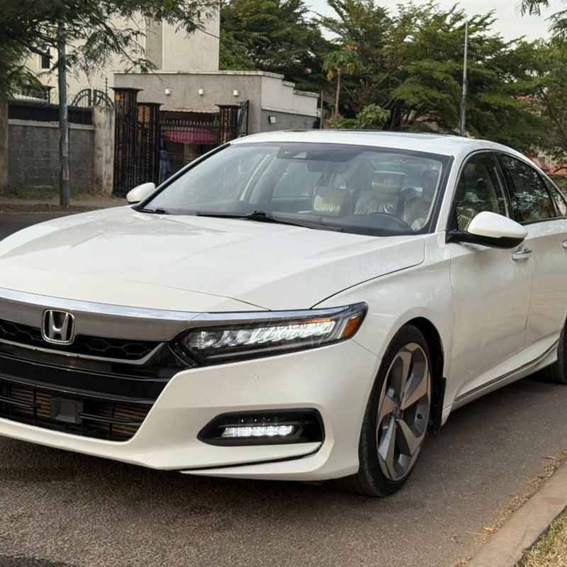 FOREIGN USED   2018 HONDA ACCORD TOURING IN ABUJA image