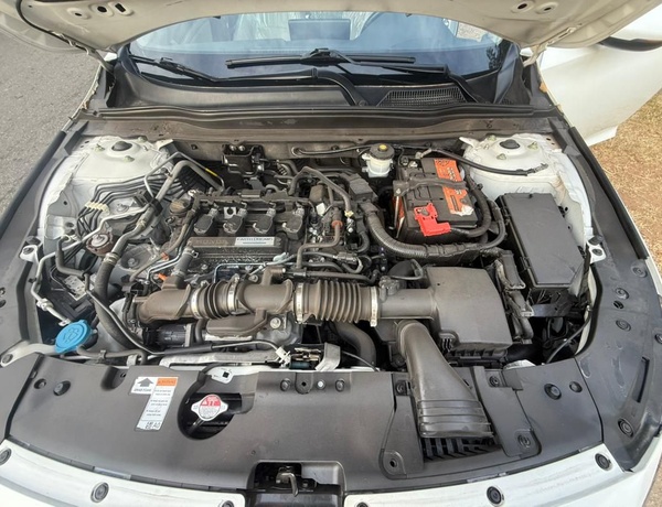 FOREIGN USED   2018 HONDA ACCORD TOURING IN ABUJA