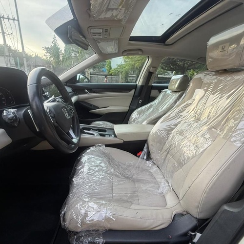 FOREIGN USED   2018 HONDA ACCORD TOURING IN ABUJA