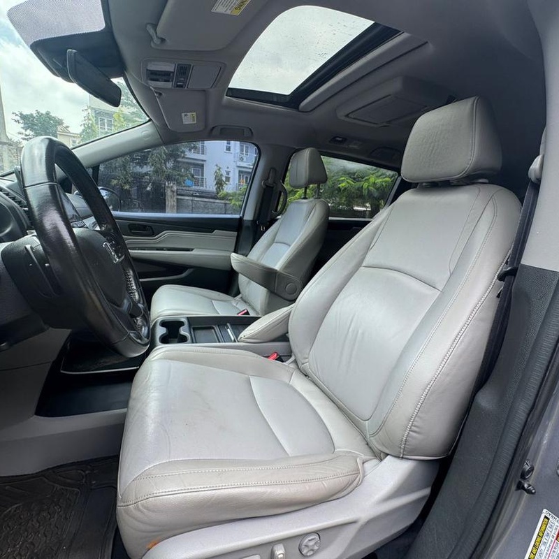 FOREIGN USED   2018 HONDA ODESSY TOURING FOR SALE IN ABUJA image