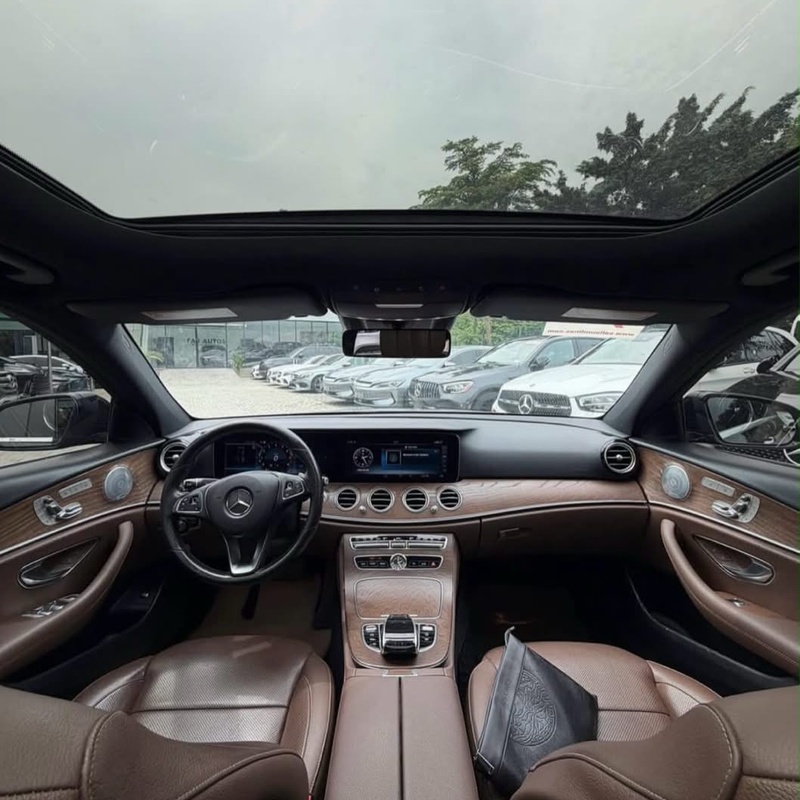 FOREIGN USED 2018 MERCEDES BENZ E300 FOR SALE IN ABUJA image