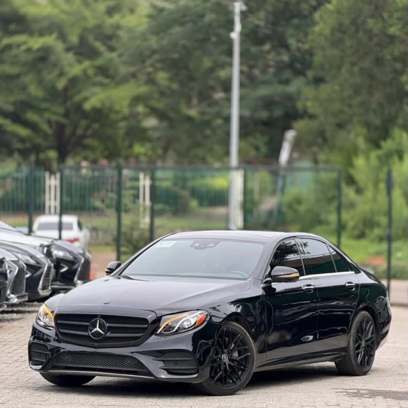 FOREIGN USED 2018 MERCEDES BENZ E300 FOR SALE IN ABUJA image