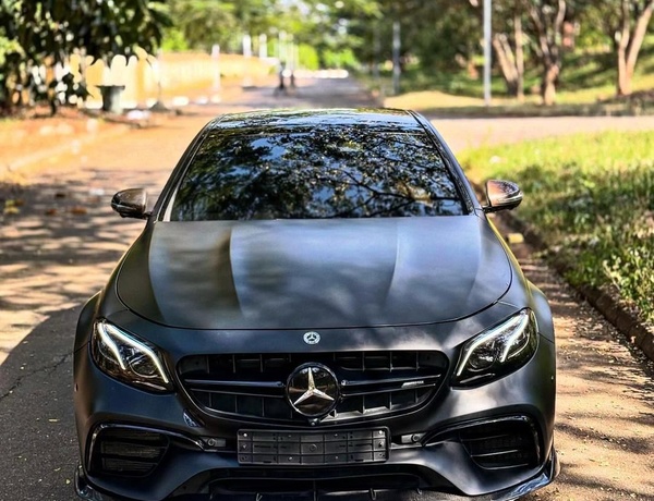 FOREIGN USED 2018 MERCEDES BENZ E63 AMG FOR SALE IN ABUJA