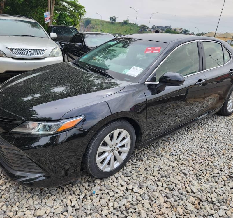 FOREIGN USED 2018 TOYOTA CAMRY LE FOR SALE image