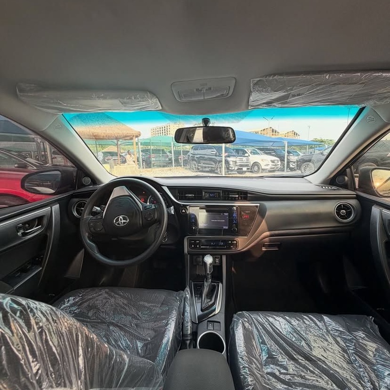 FOREIGN USED 2018 TOYOTA COROLLA (S) FOR SALE IN ABUJA image