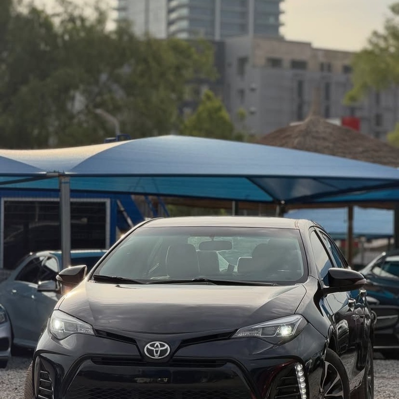 FOREIGN USED 2018 TOYOTA COROLLA (S) FOR SALE IN ABUJA image