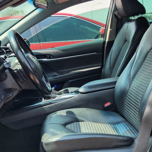 Foreign used 2019 Camry SE for Sale In Abuja
