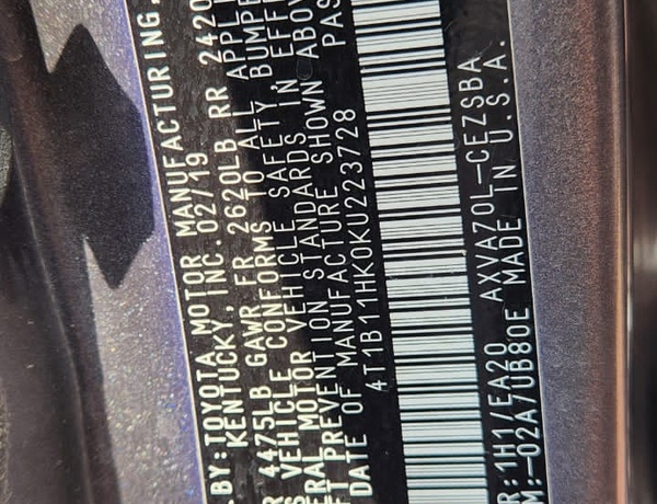 Foreign used 2019 Camry SE for Sale In Abuja