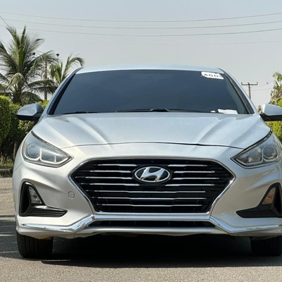 Foreign used 2019 Hyundai Sonata SE for Sale In Abuja