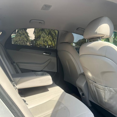 Foreign used 2019 Hyundai Sonata SE for Sale In Abuja