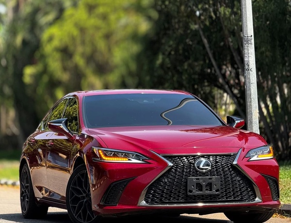 FOREIGN USED 2019 LEXUS ES350 F-SPORT FOR SALE IN ABUJA