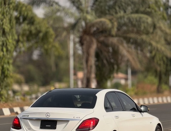 Foreign Used 2019 Mercedes Benz C64 for Sale In Abuja